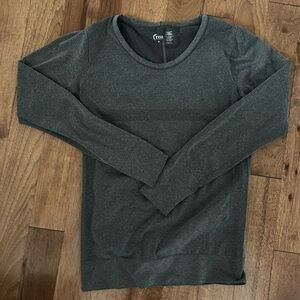 Women's Classic Gray Long Sleeve Top